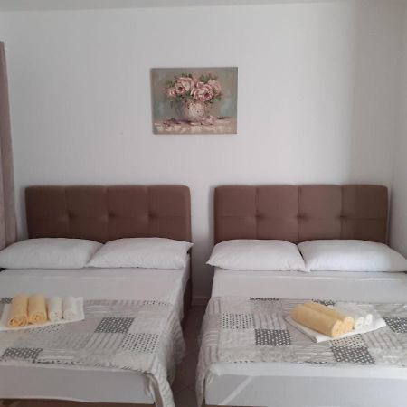Apartments Vinea Baška Voda Esterno foto