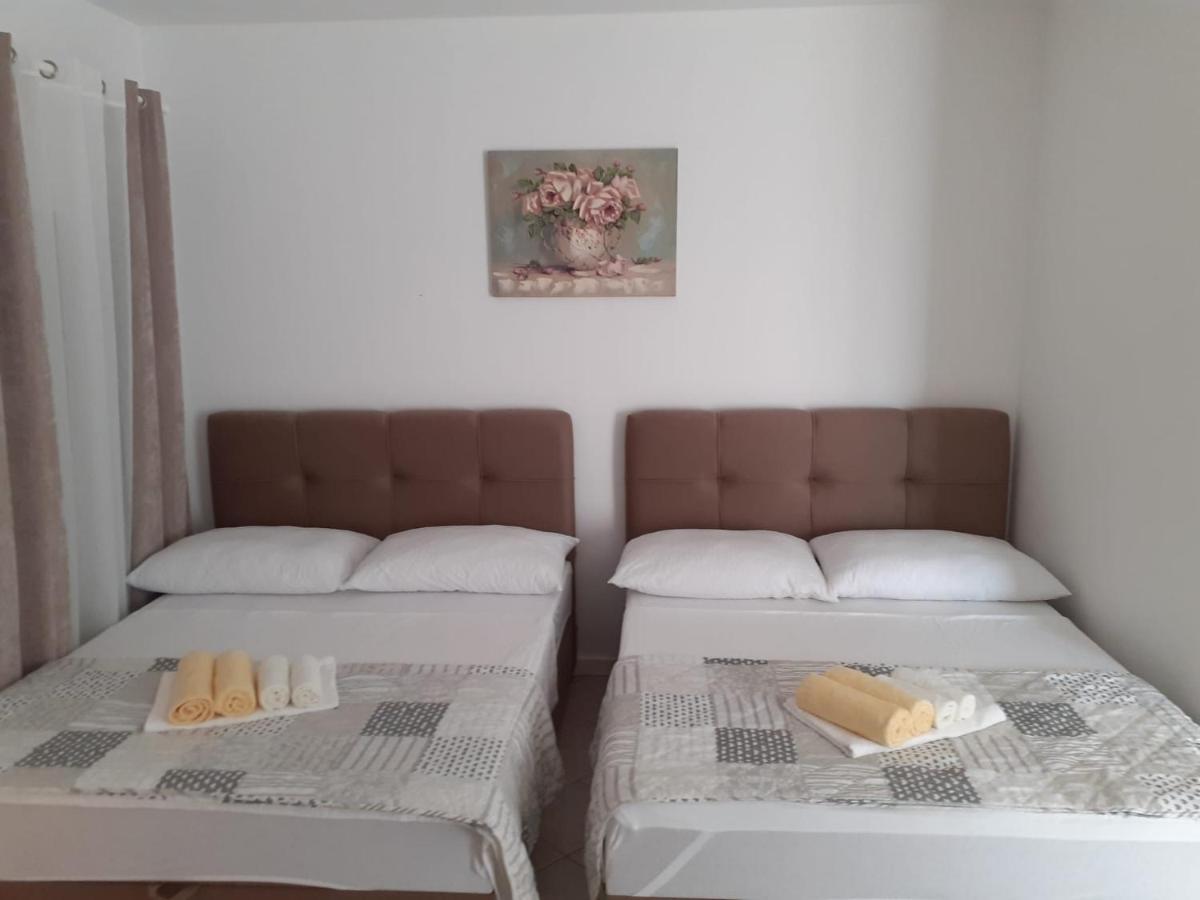 Apartments Vinea Baška Voda Esterno foto