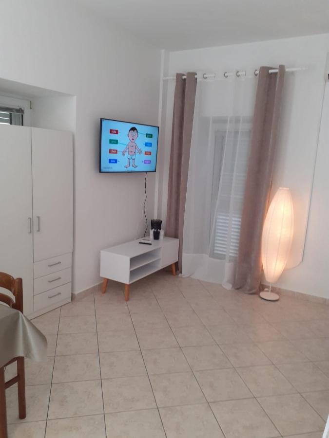 Apartments Vinea Baška Voda Esterno foto