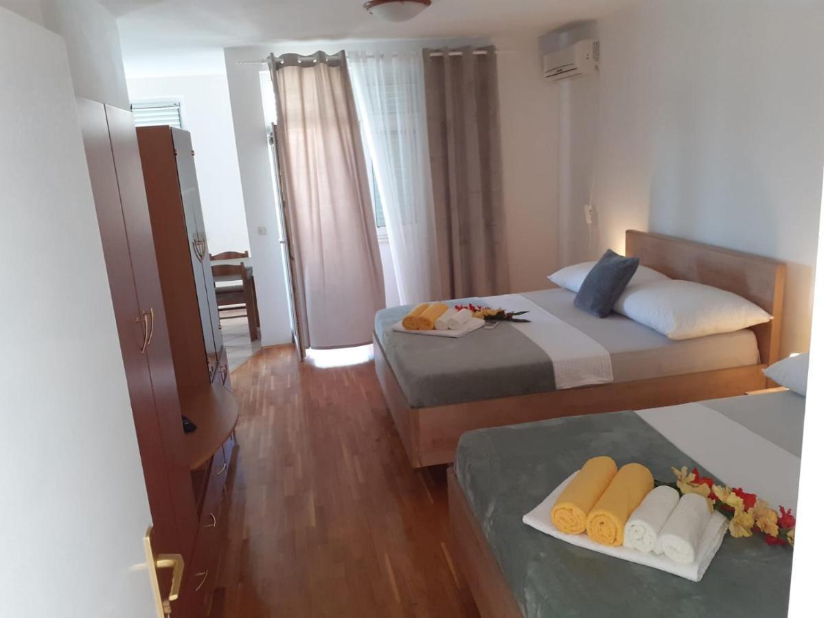 Apartments Vinea Baška Voda Esterno foto