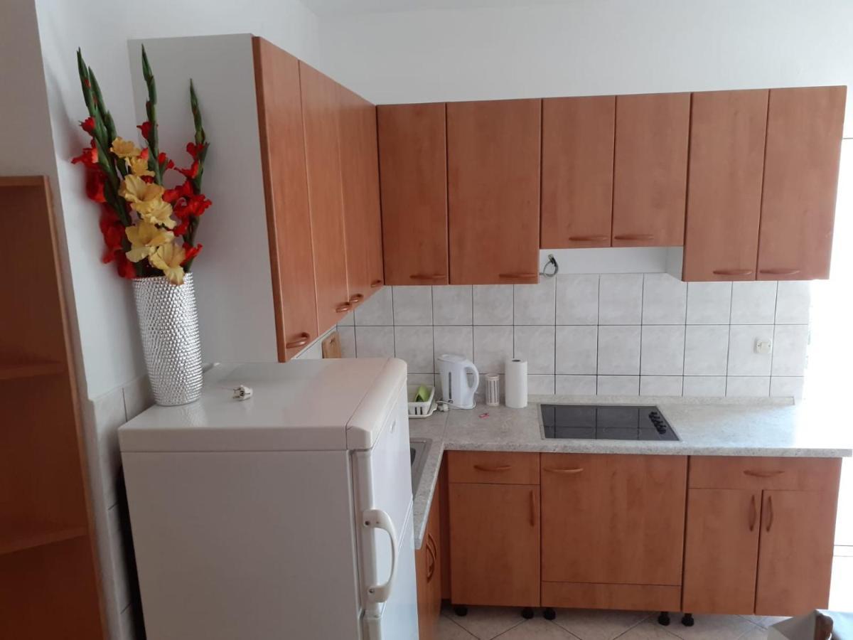 Apartments Vinea Baška Voda Esterno foto