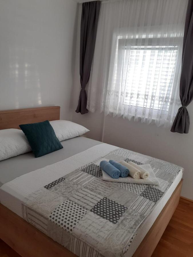 Apartments Vinea Baška Voda Esterno foto