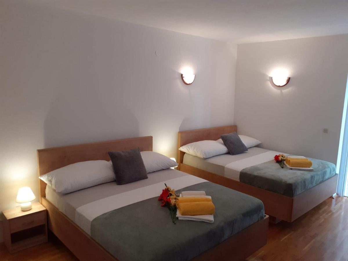 Apartments Vinea Baška Voda Esterno foto