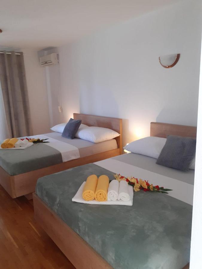 Apartments Vinea Baška Voda Esterno foto